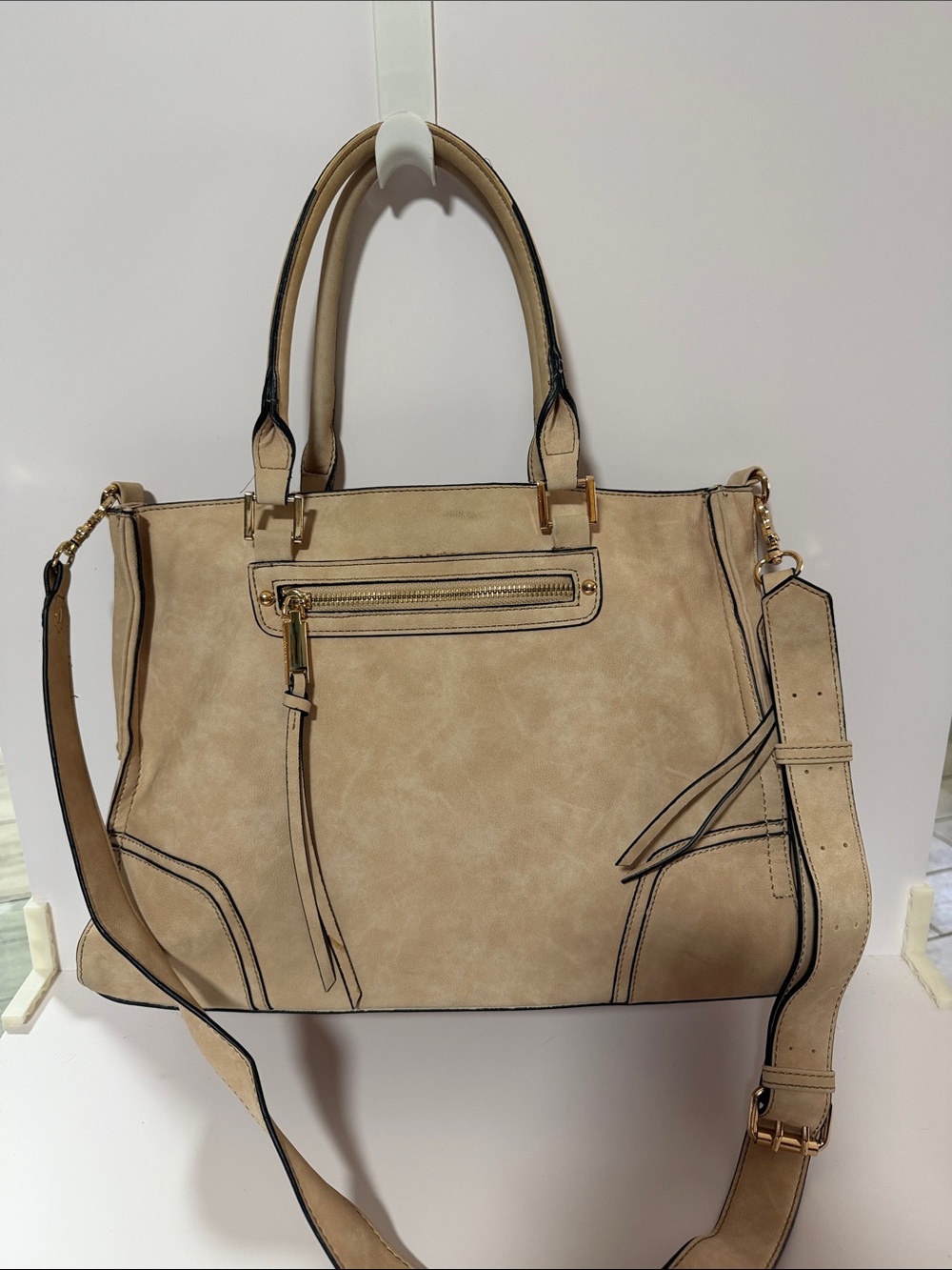 Violet Ray Neutral Beige Shoulder Bag with Gold Accents - Elegant Everyday Tote